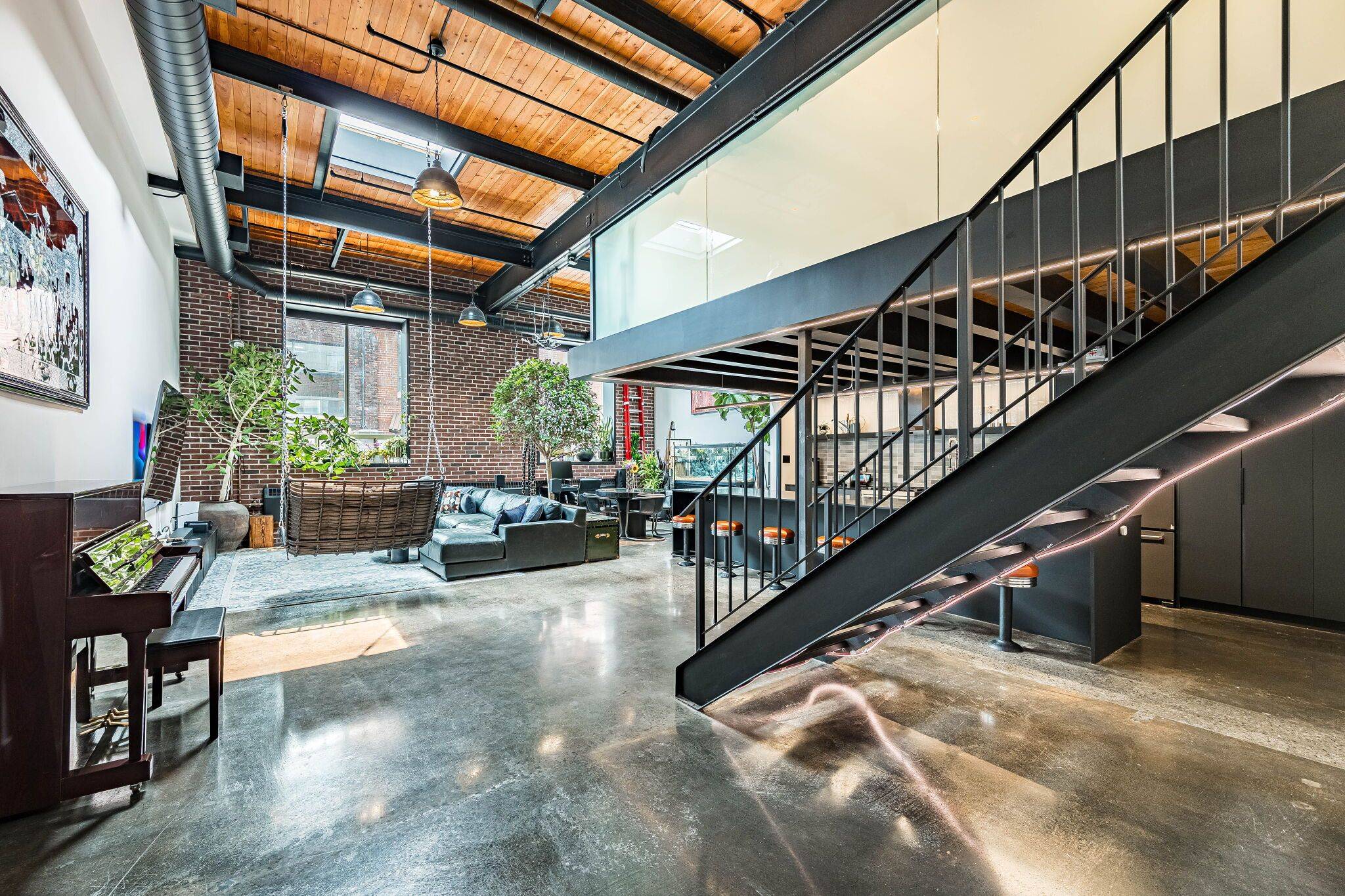 326 Carlaw AVE #109, Toronto E01, ON M4M 3N8