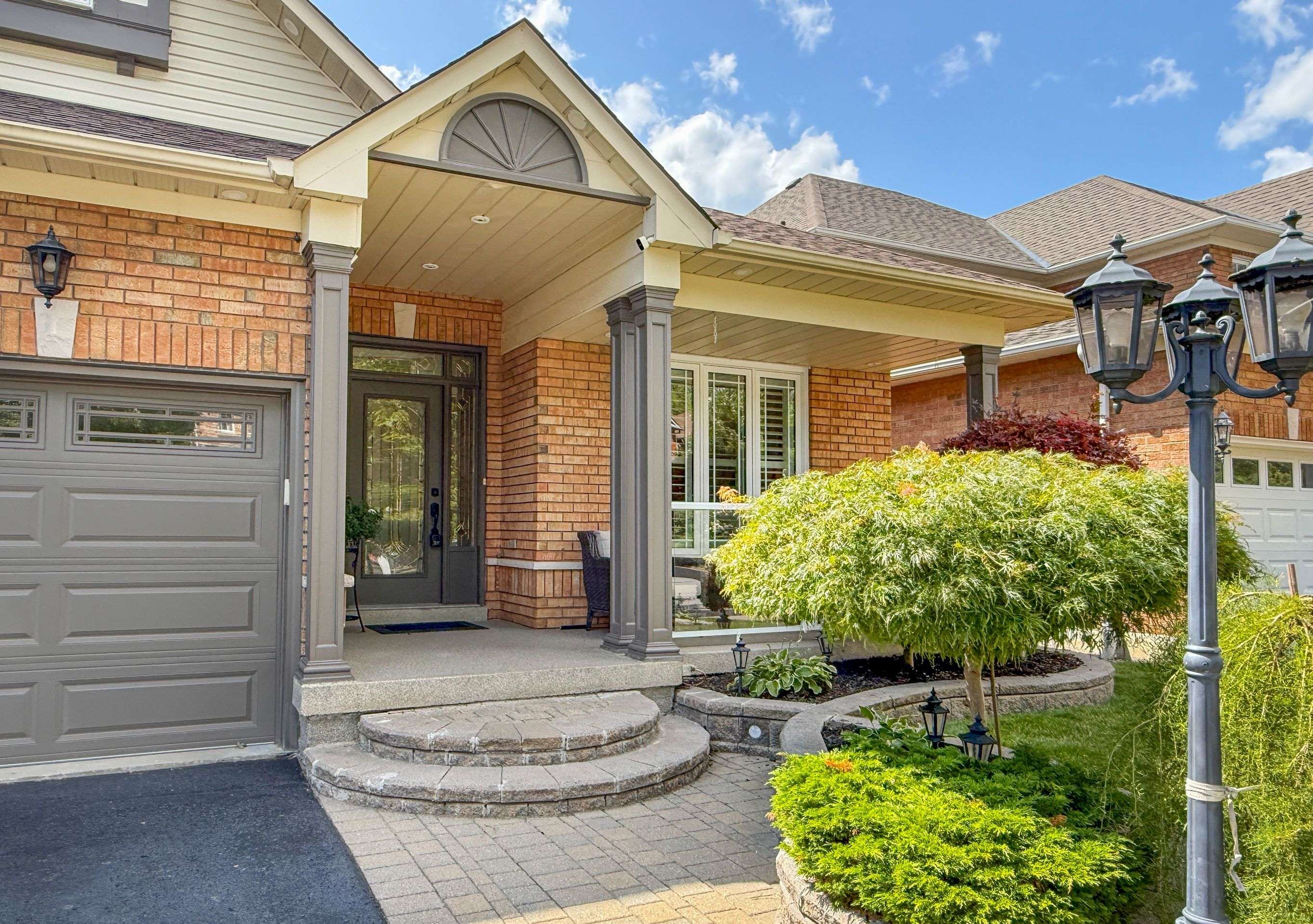 1870 Falconwood WAY, Pickering, ON L1V 7C3