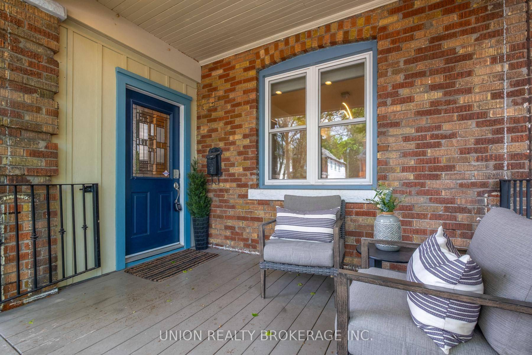 99 Hiawatha RD, Toronto E01, ON M4L 2X7