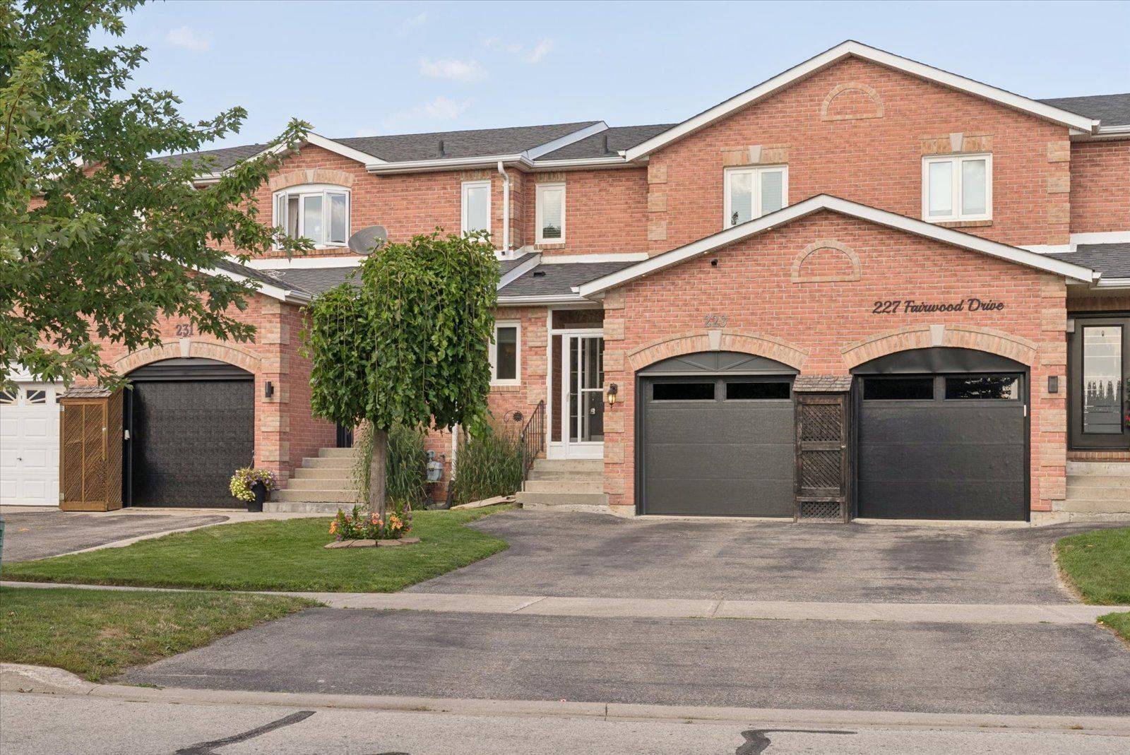 229 Fairwood DR, Georgina, ON L4P 3Y5