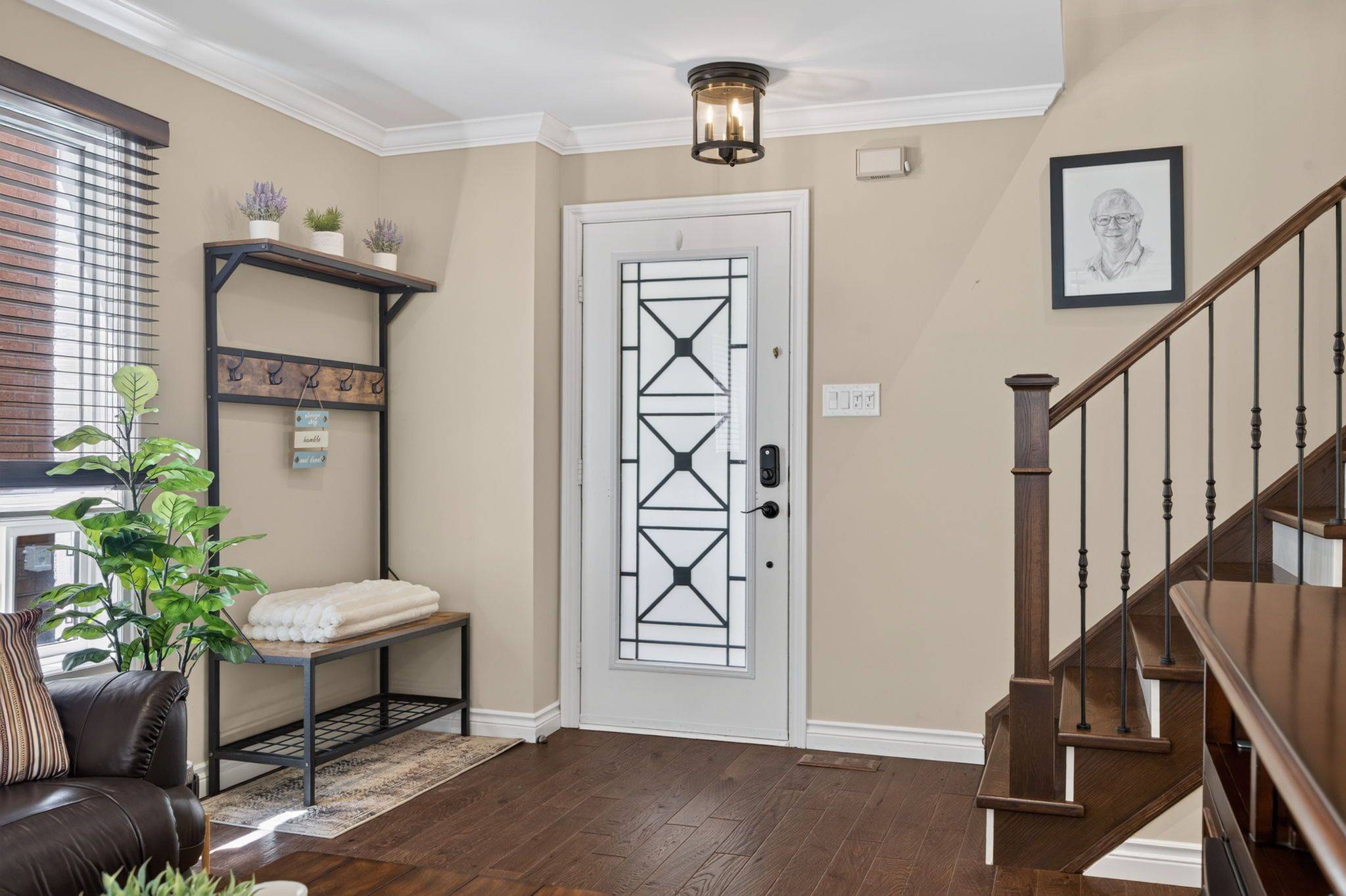 126 Woodroof CRES, Aurora, ON L4G 7H2