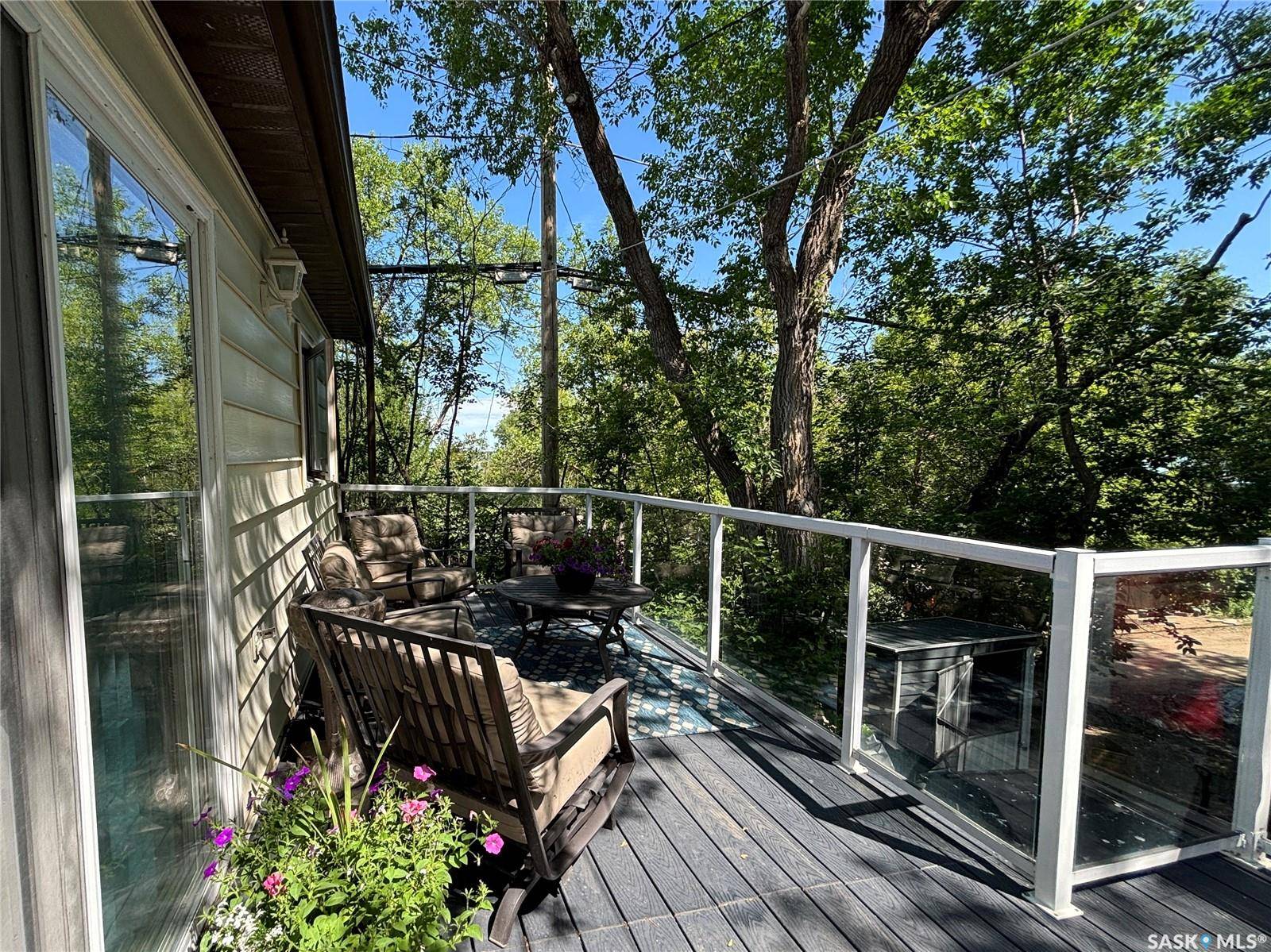 232 Green AVENUE, Regina Beach, SK S0G 4C0