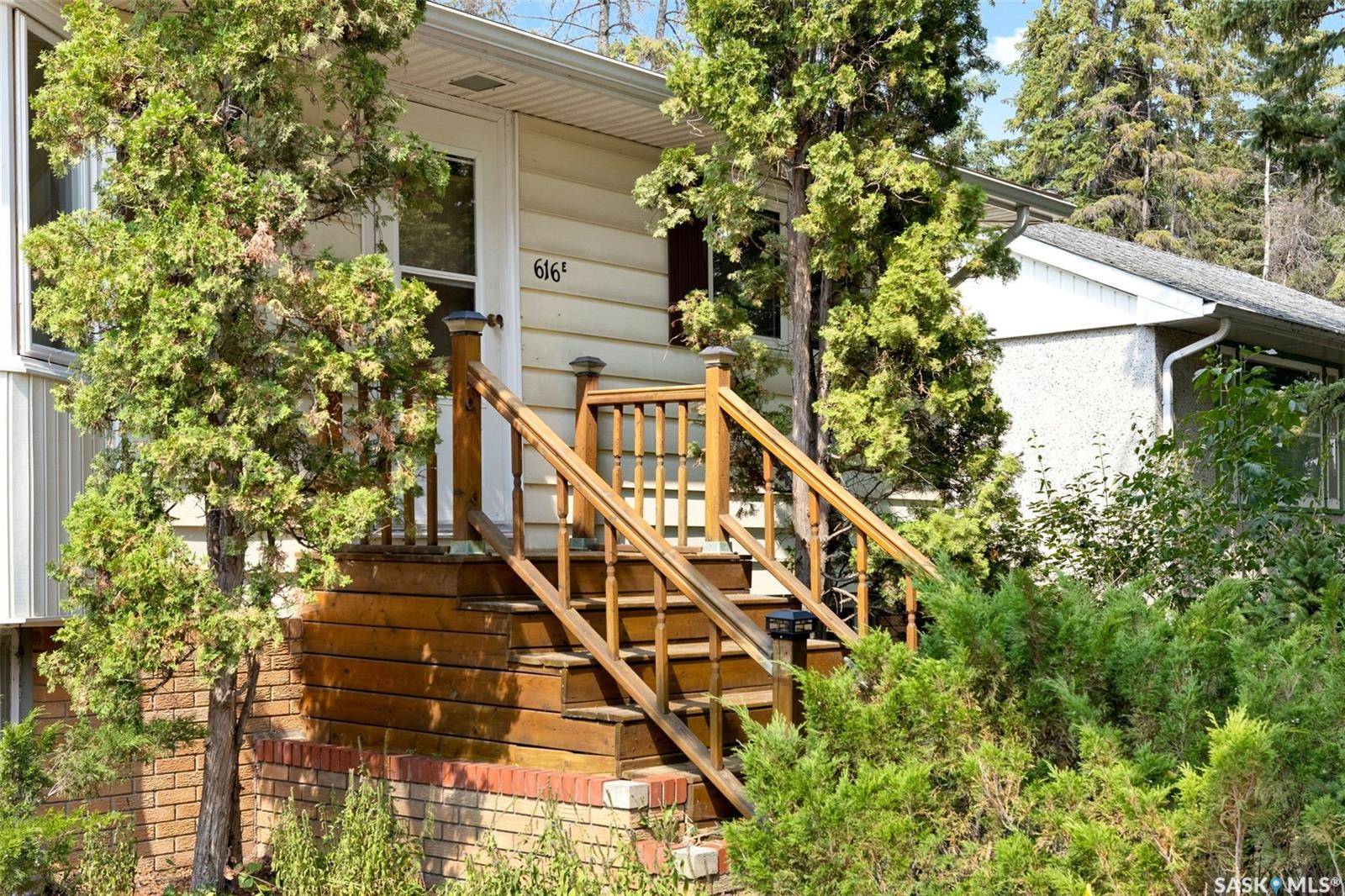 616 Broadway AVENUE E, Regina, SK S4N 1A1