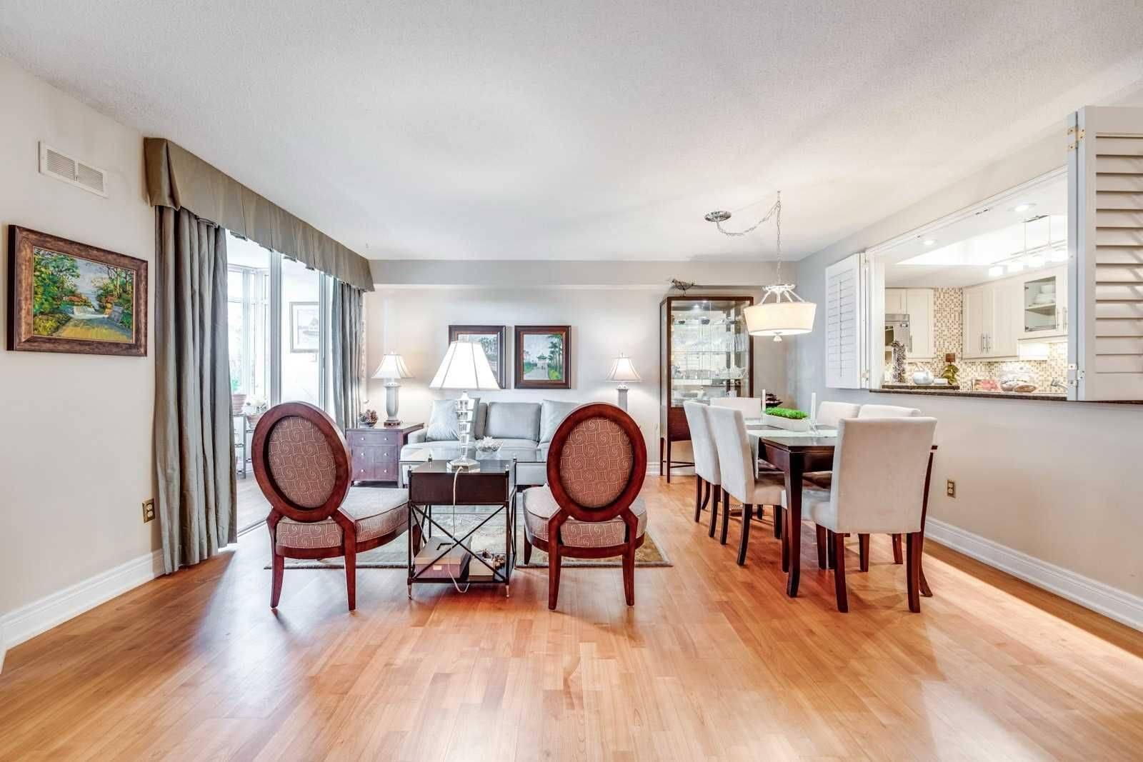 300 Webb DR #201, Mississauga, ON L5B 3W3