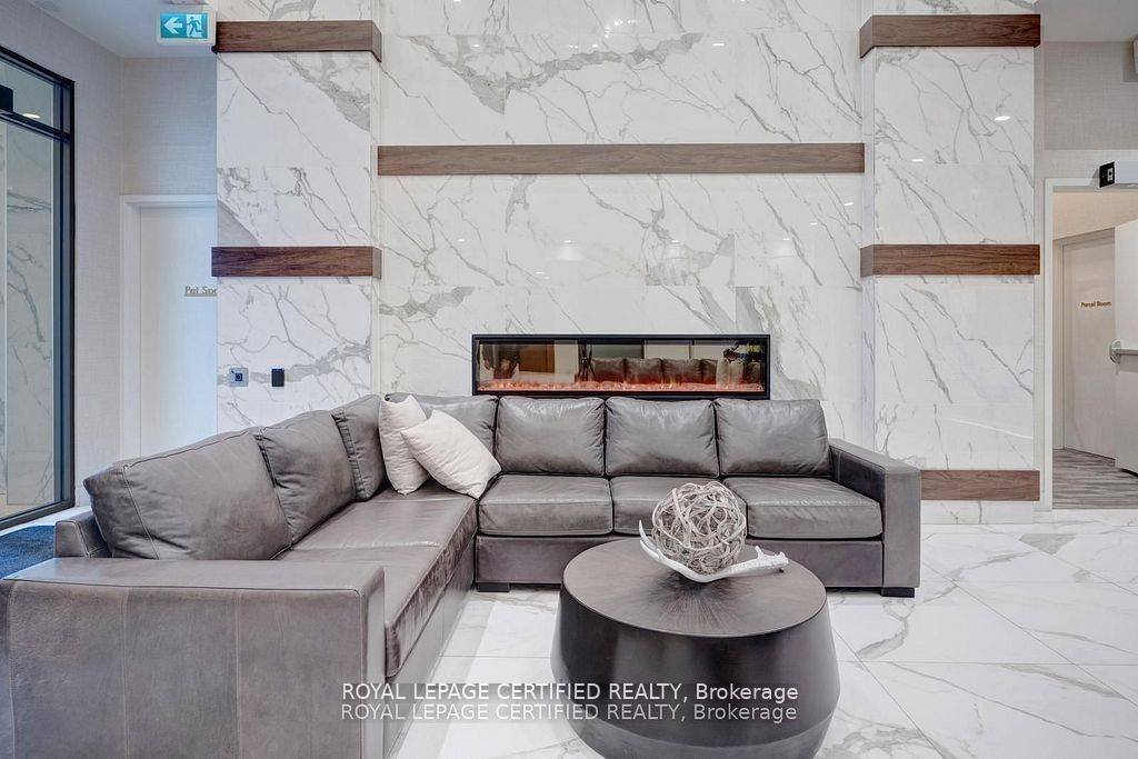 1050 Main ST E #114, Milton, ON L9T 9M3