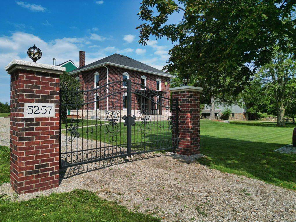 5255 Philp RD, Lincoln, ON L3J 2E8