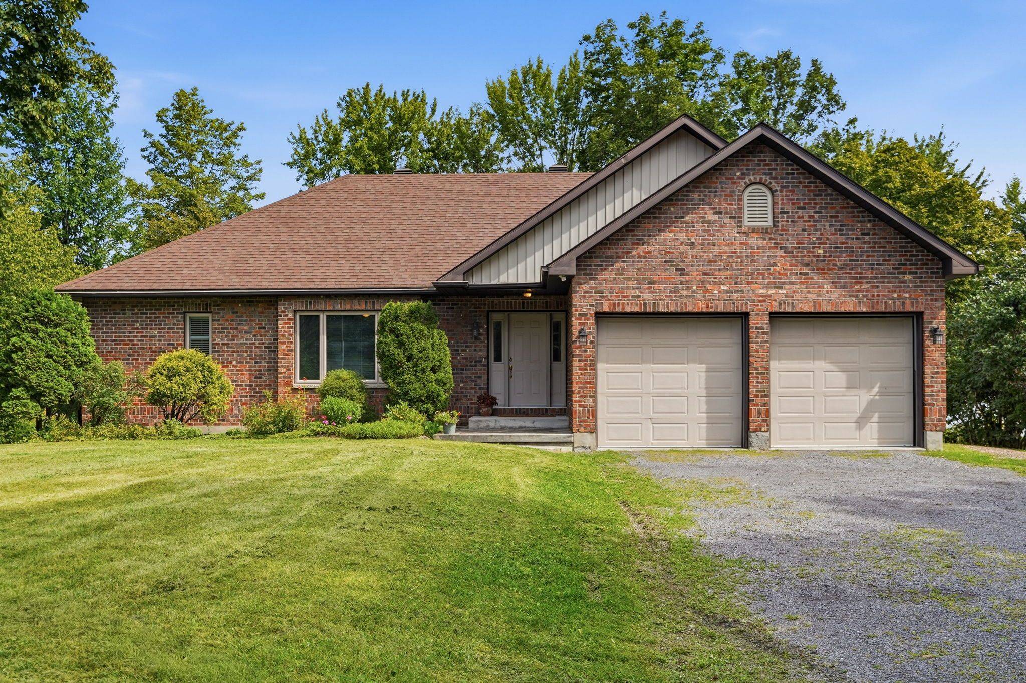1779 Chemin Des Eaux Paisibles RD, Champlain, ON K0B 1K0