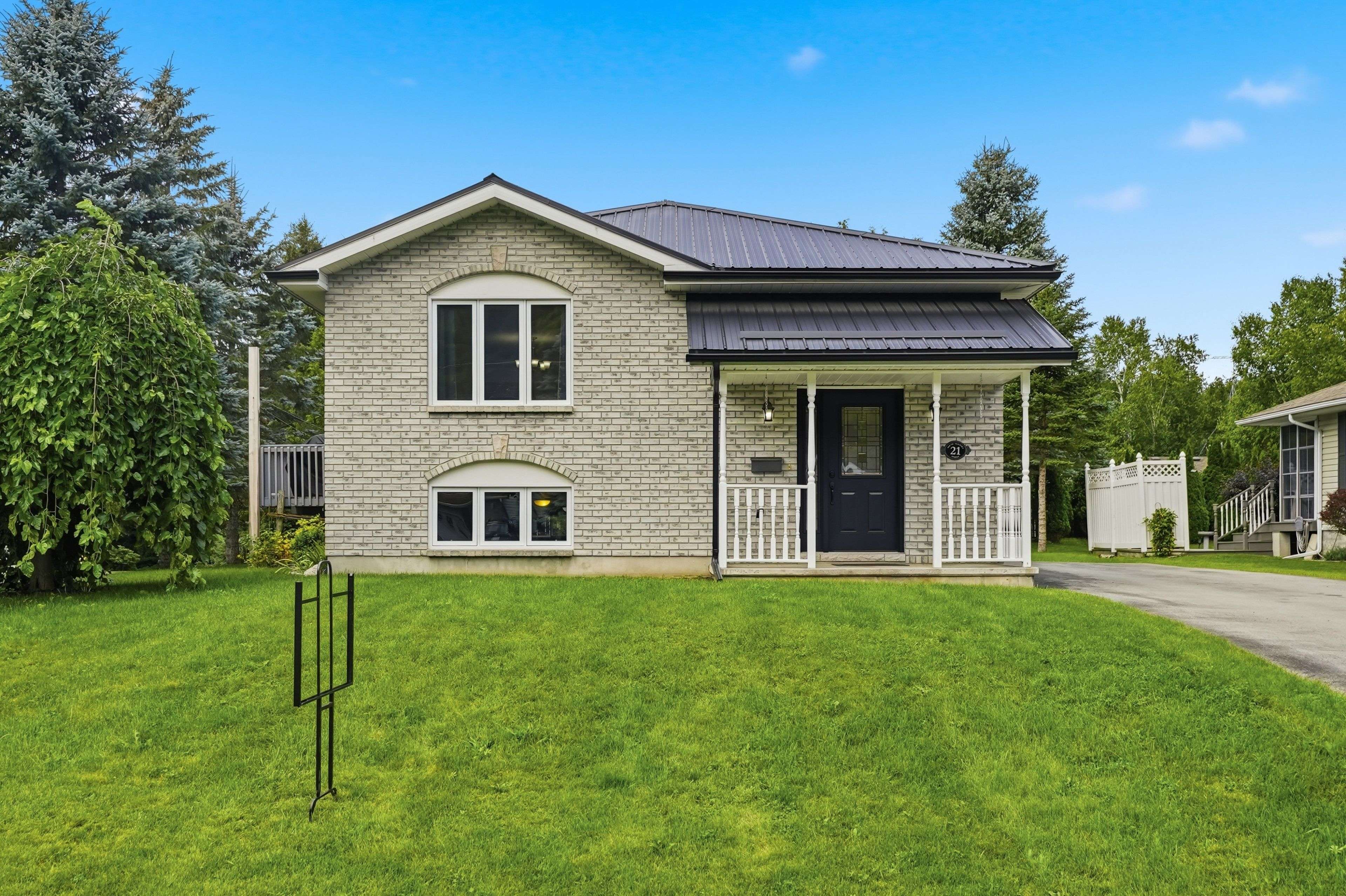 21 South Maloney ST, Marmora And Lake, ON K0K 2M0
