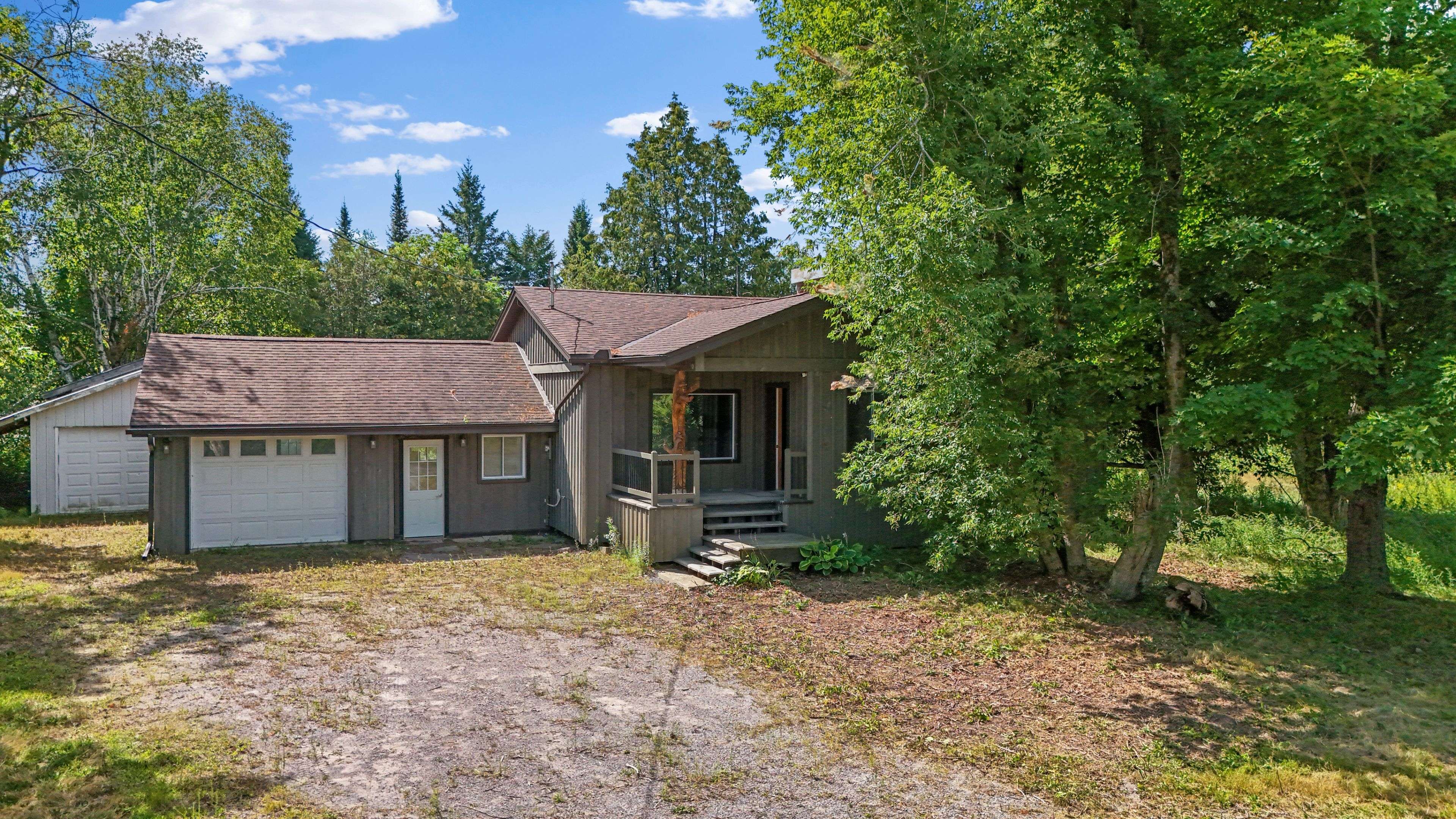 2101 County Rd 6 RD, Douro-dummer, ON K0L 2H0