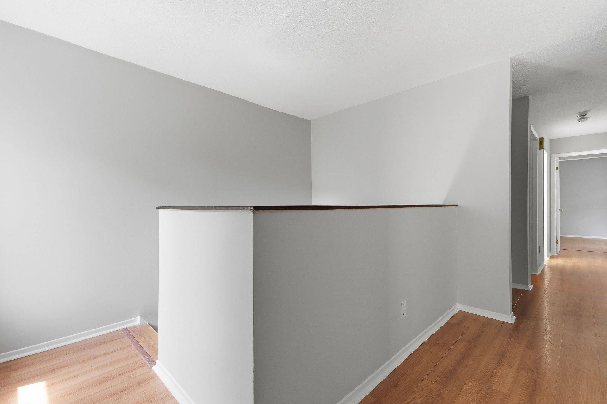 1035 - J Cummings AVE #13, Cyrville - Carson Grove - Pineview, ON K1J 9K6