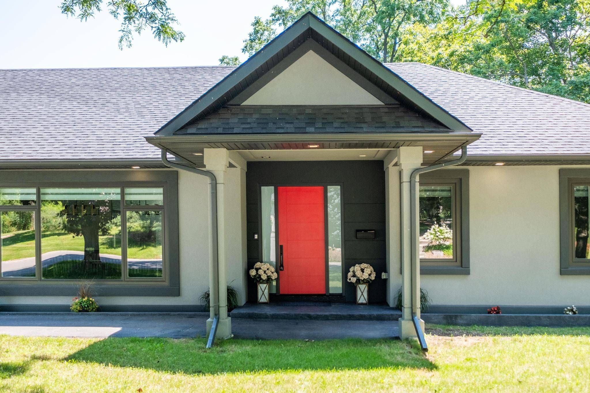 1 Gaywood GDNS, Brantford, ON N3T 5J7