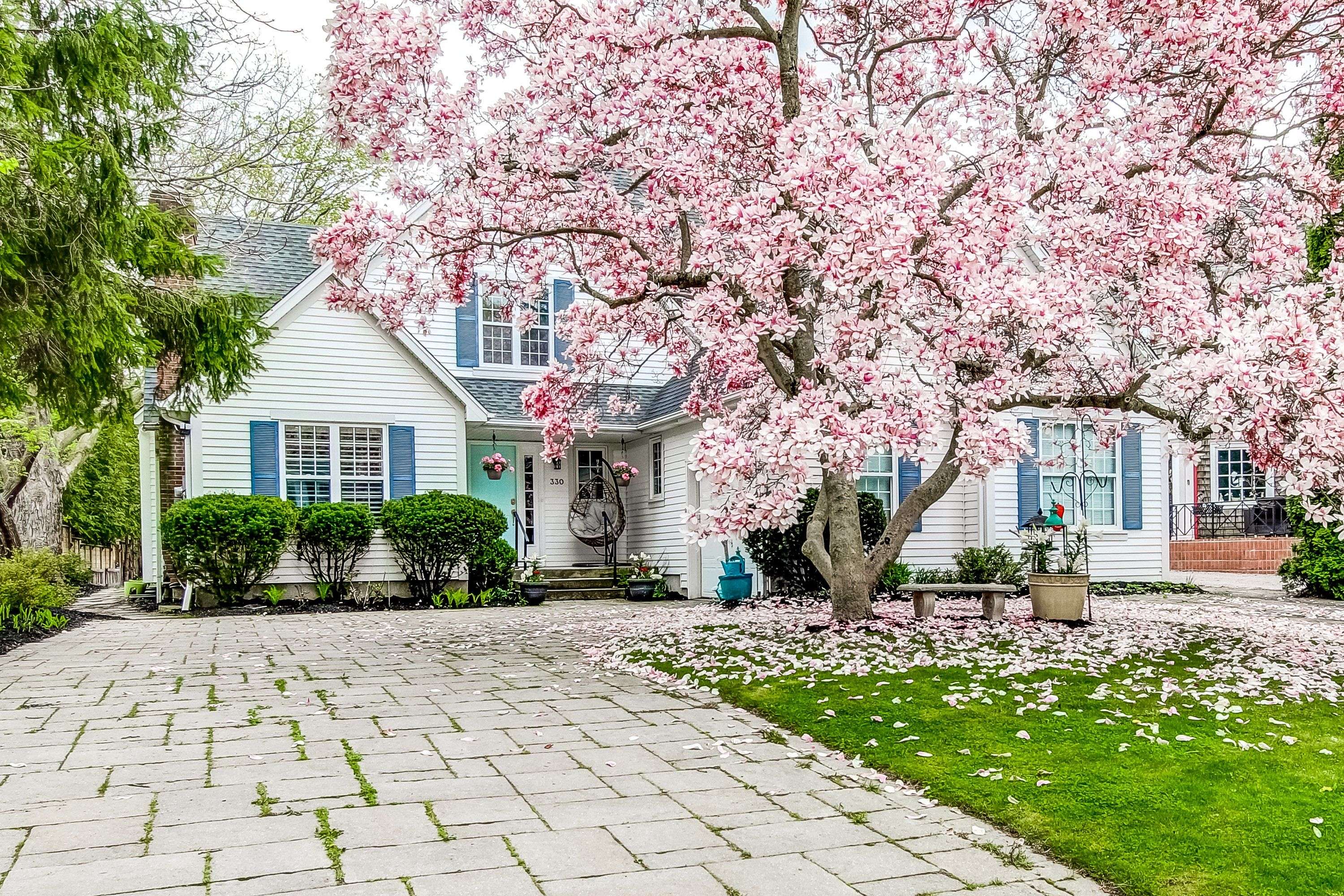 330 Gate ST, Niagara-on-the-lake, ON L0S 1J0