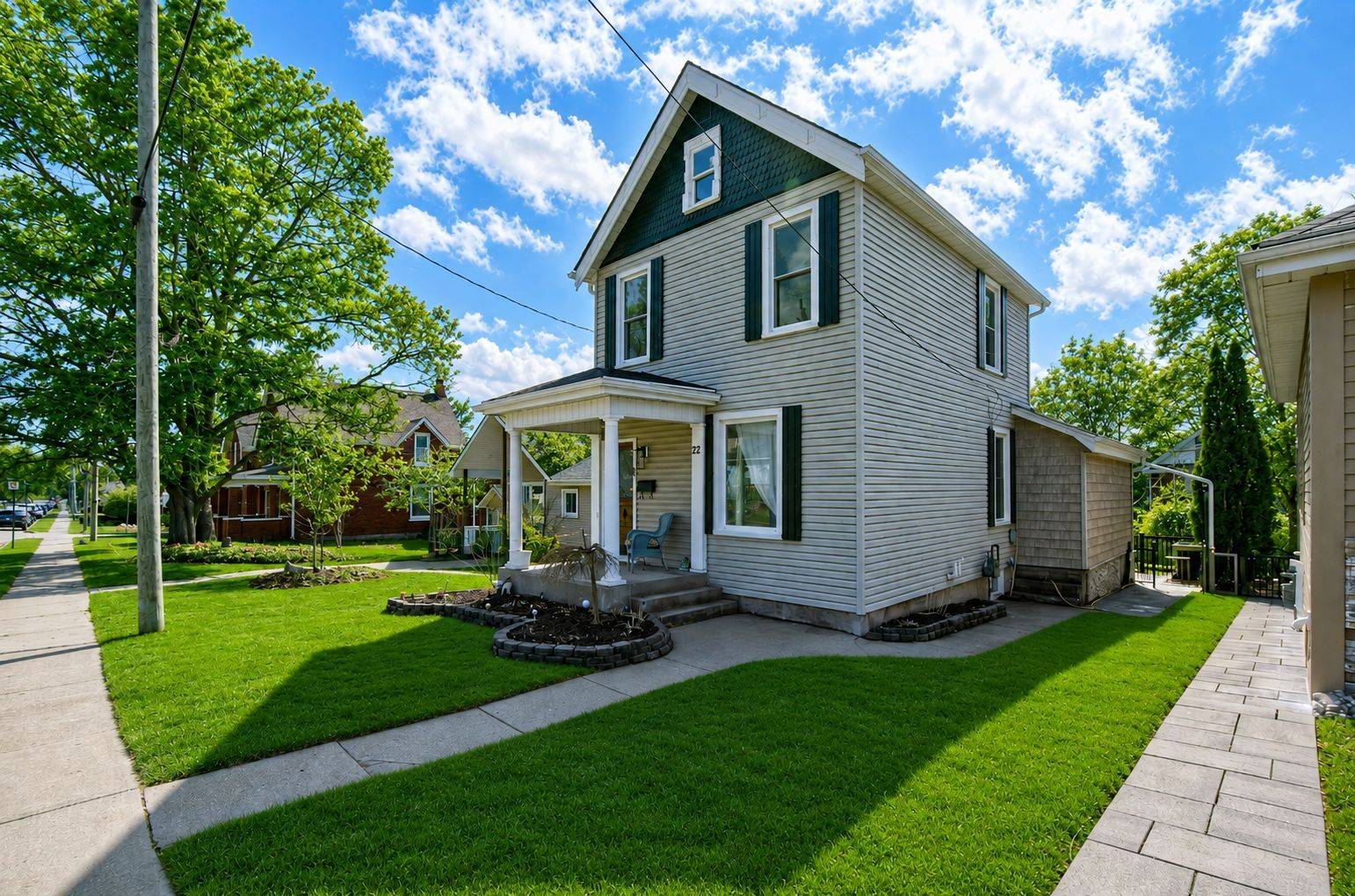 92 Walnut ST, Brant, ON N3L 2J7