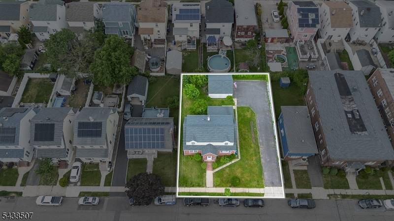 57 Devon St, North Arlington Boro, NJ 07031