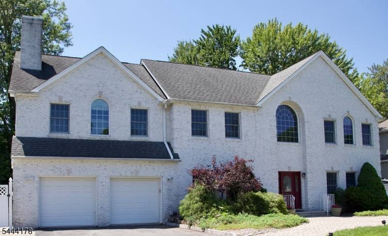 43 Cleveland Ave, East Hanover Twp., NJ 07936