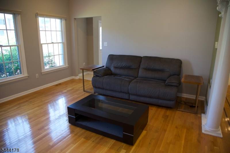 43 Cleveland Ave, East Hanover Twp., NJ 07936
