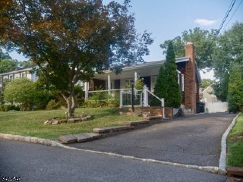 430 MANOR AVENUE, Cranford Twp., NJ 07016