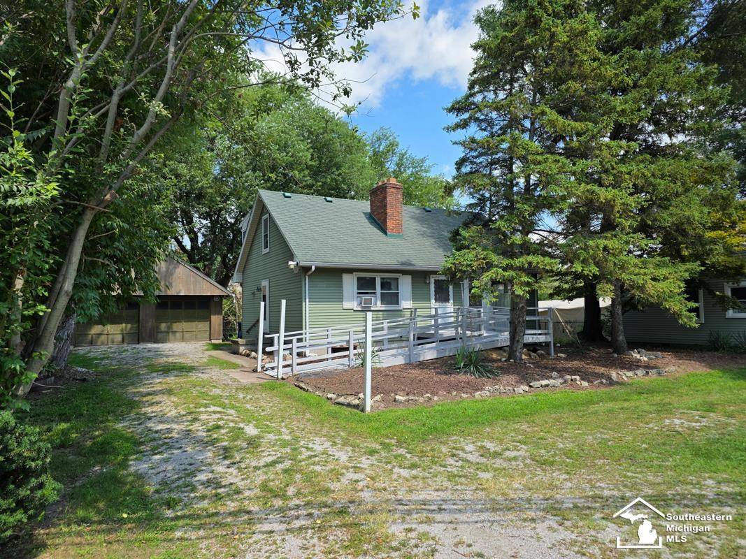 1592 Stewart RD, Frenchtown Twp, MI 48162
