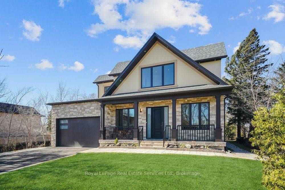 1211 Pinegrove RD, Oakville, ON L6L 2W8