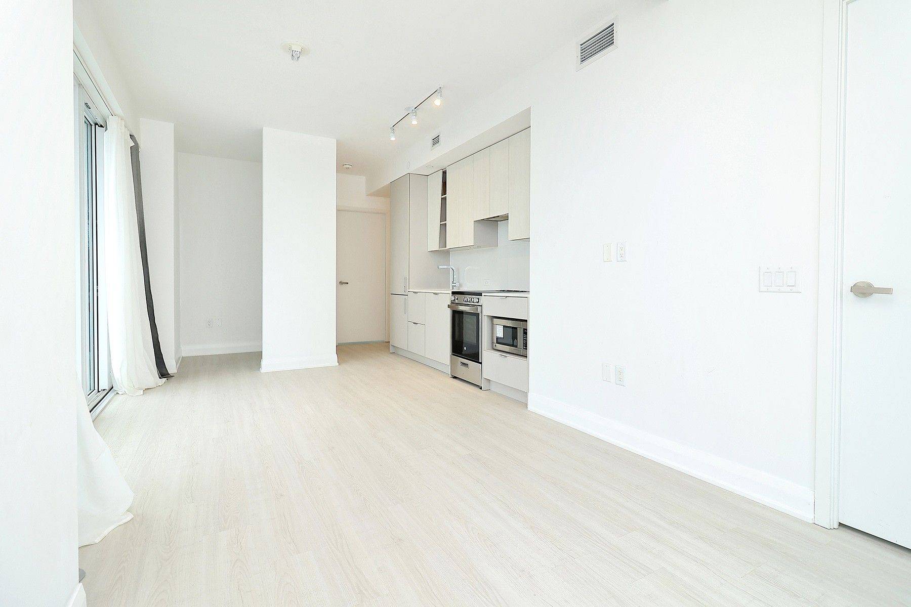 3883 Quartz RD #4203, Mississauga, ON L5B 0M4