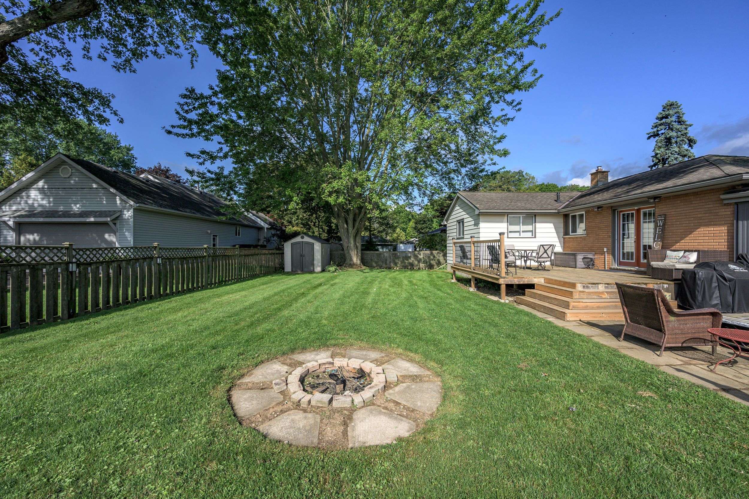 264 Hill ST, Central Elgin, ON N5L 1J8