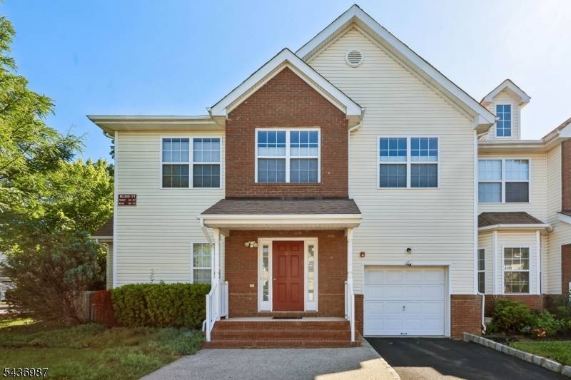 67 Forest Dr #67, Piscataway Twp., NJ 08854