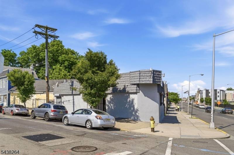 625 Springfield Ave, Newark City, NJ 07103