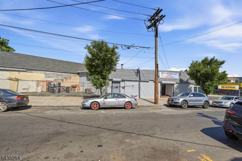 625 Springfield Ave, Newark City, NJ 07103