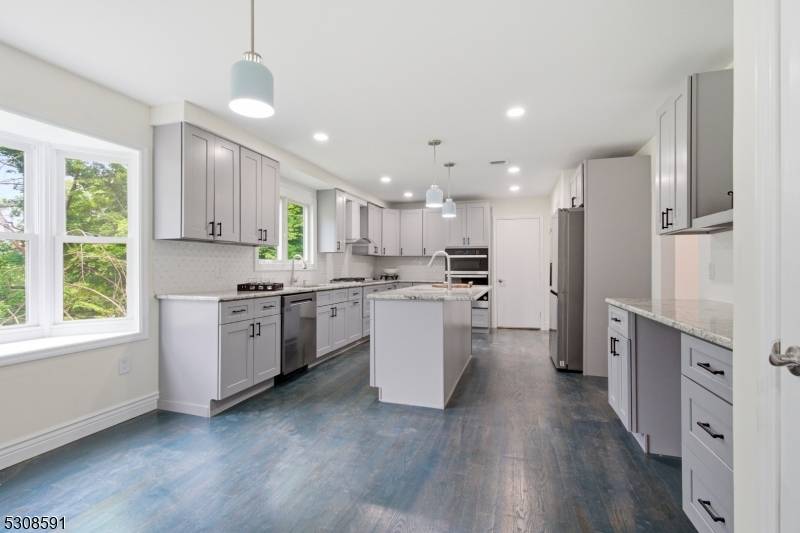 20 Cleacene Ave, Mount Olive Twp., NJ 07828