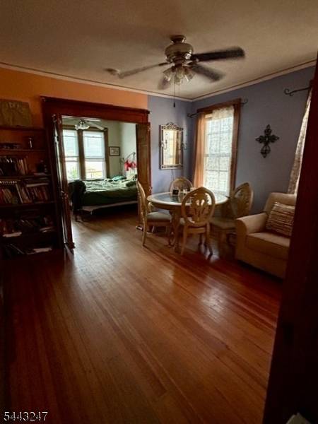 523 Richmond St, Elizabeth City, NJ 07202