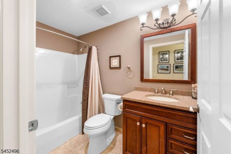 4210 Cleveland Ln #210, Rockaway Twp., NJ 07866