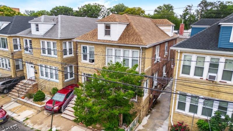 8312 1St Ave, North Bergen Twp., NJ 07047