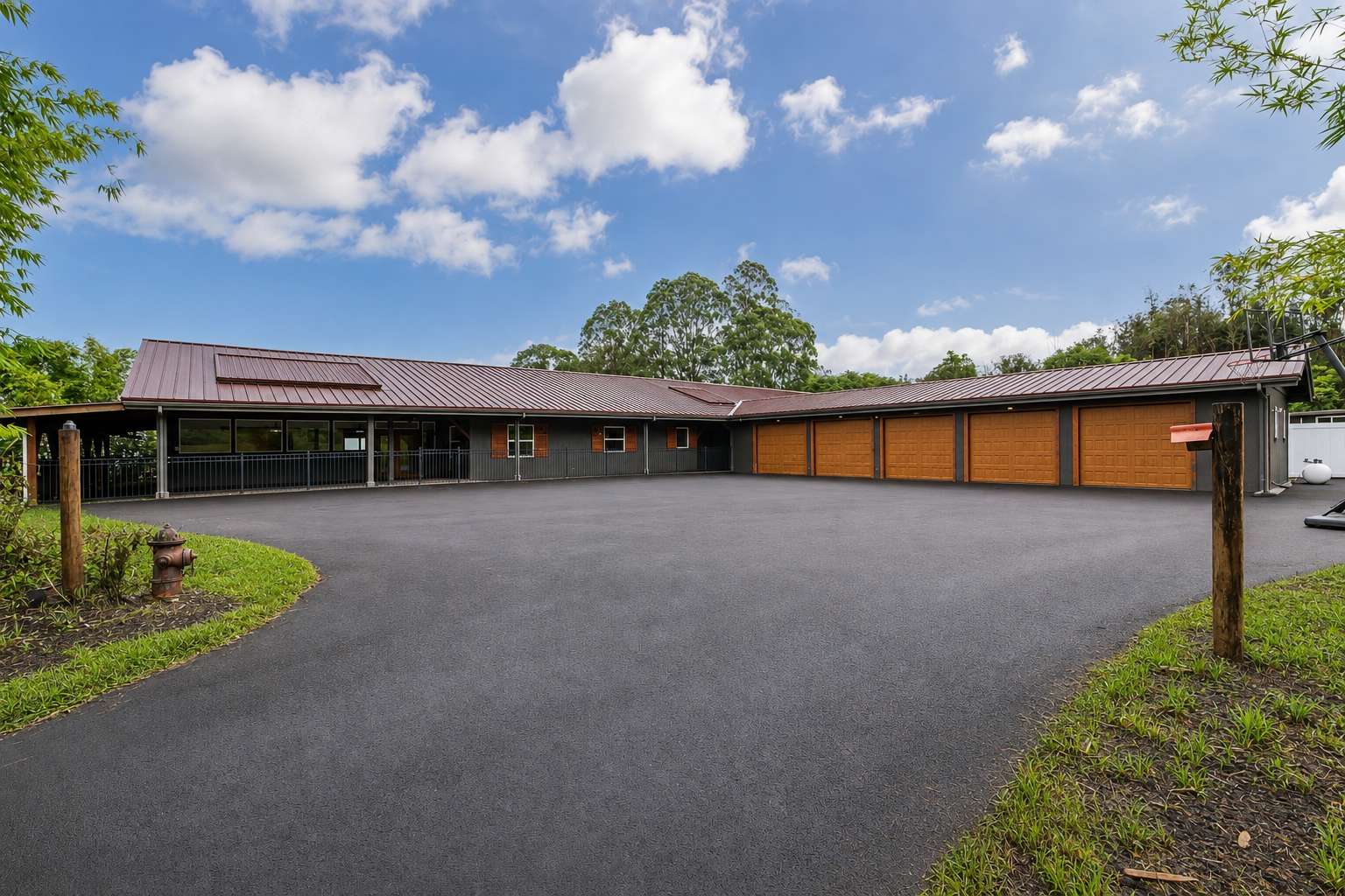 1009 KULALOA RD, Hilo, HI 96720