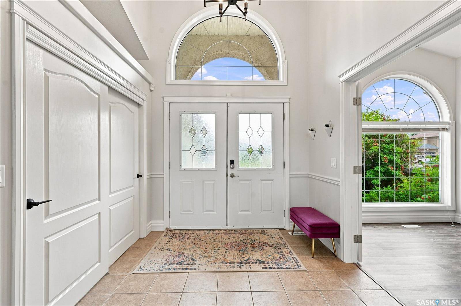 102 Brookdale CRESCENT, Saskatoon, SK S7V 1K5