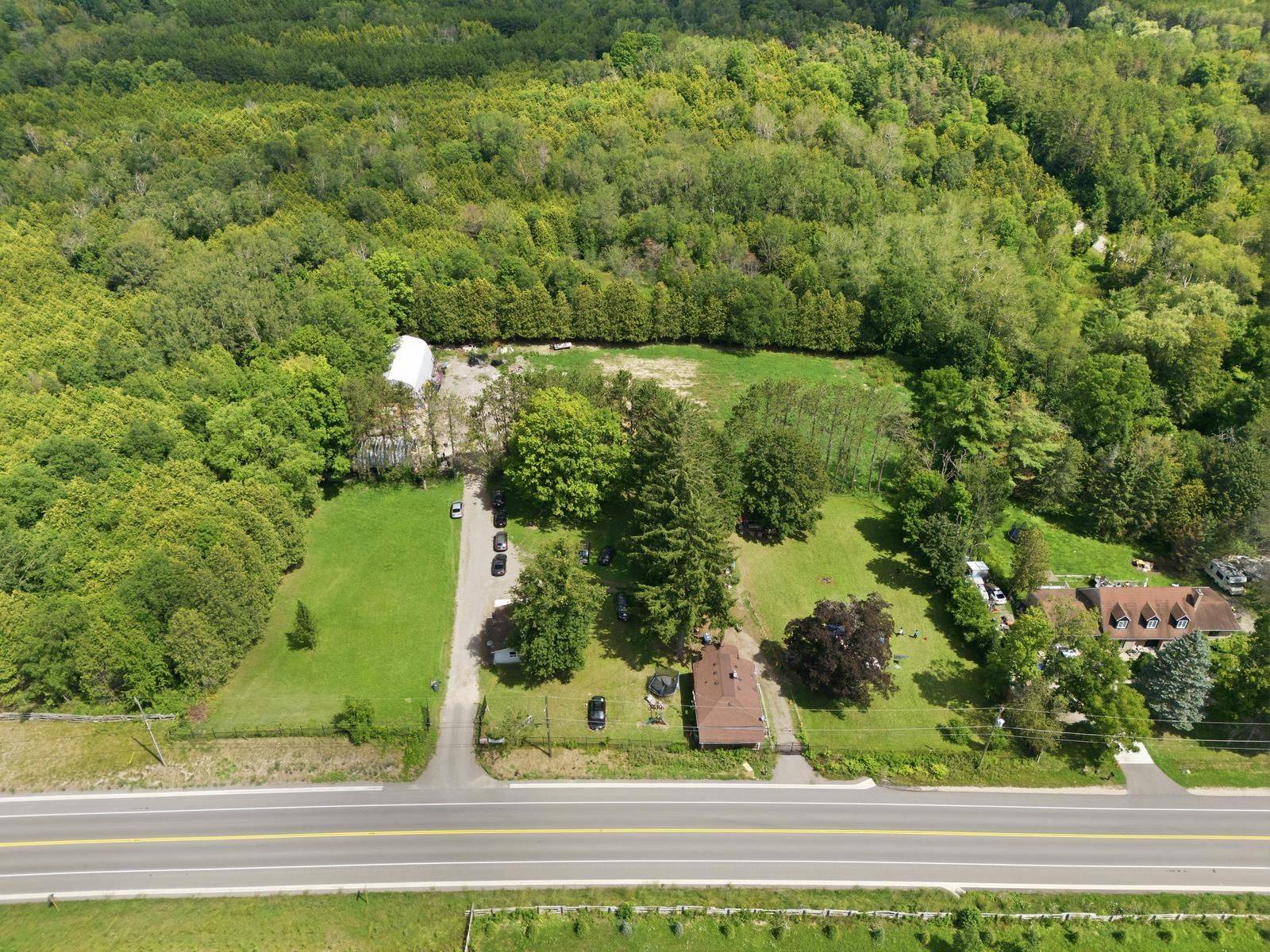 17043 The Gore RD, Caledon, ON L7E 0X6