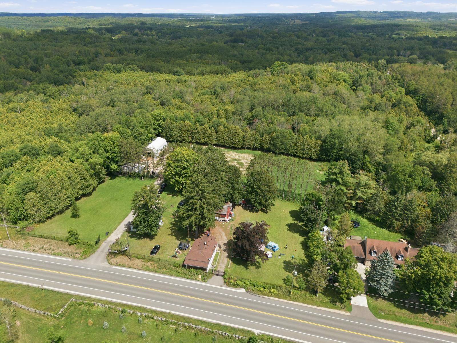 17043 The Gore RD, Caledon, ON L7E 0X6