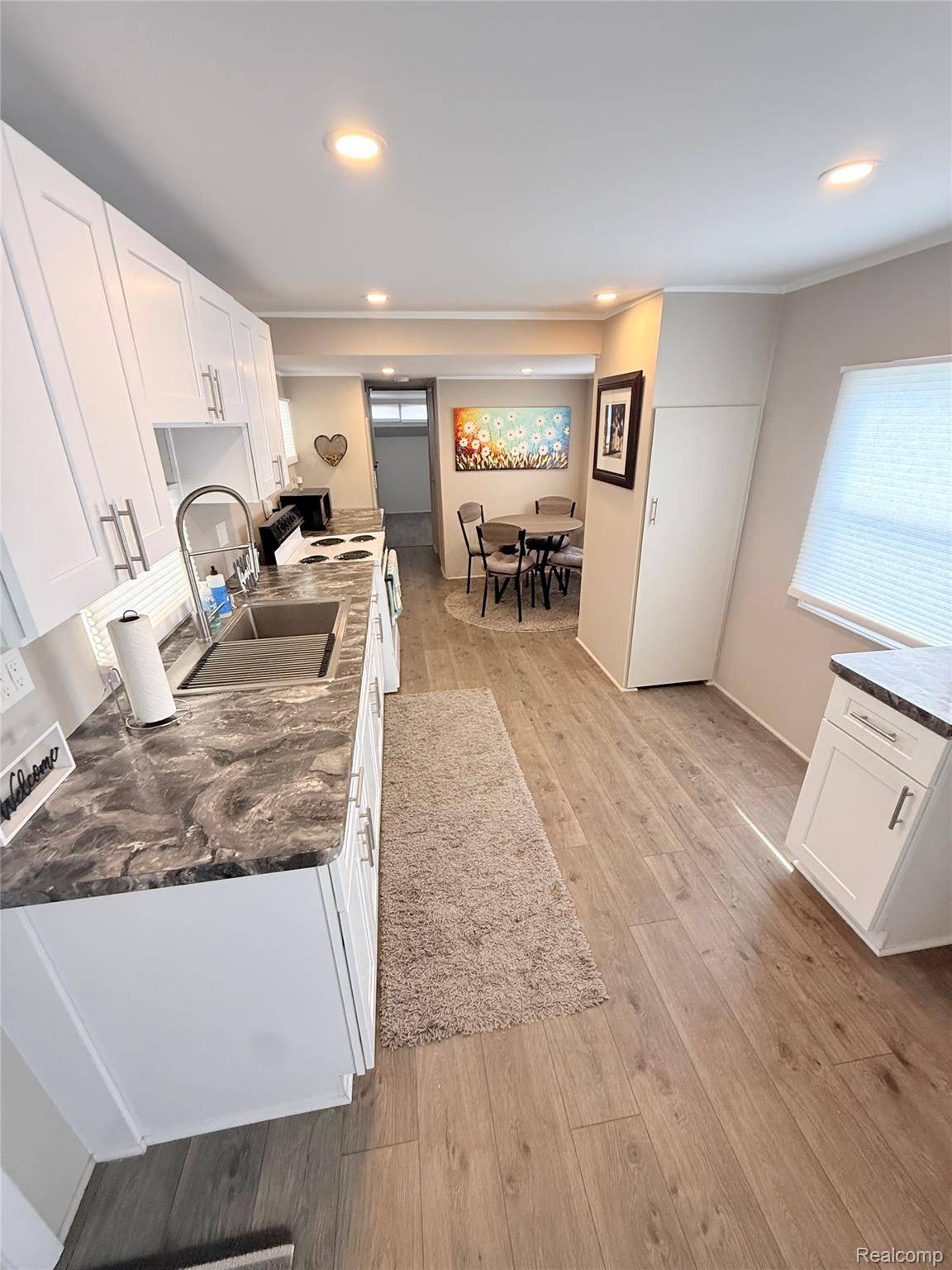 5203 Main ST, Lexington Township, MI 48450