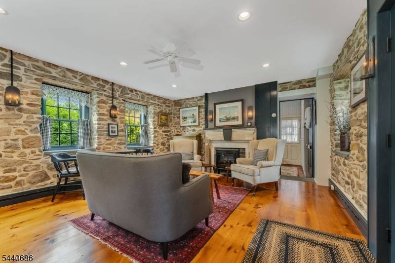 152 Route 627, Pohatcong Twp., NJ 08865