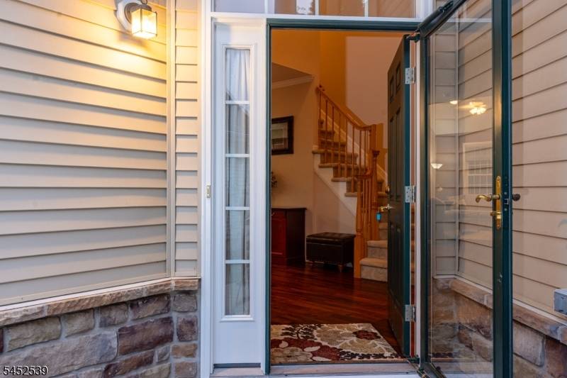 19 Bayard Rd, Franklin Twp., NJ 08873
