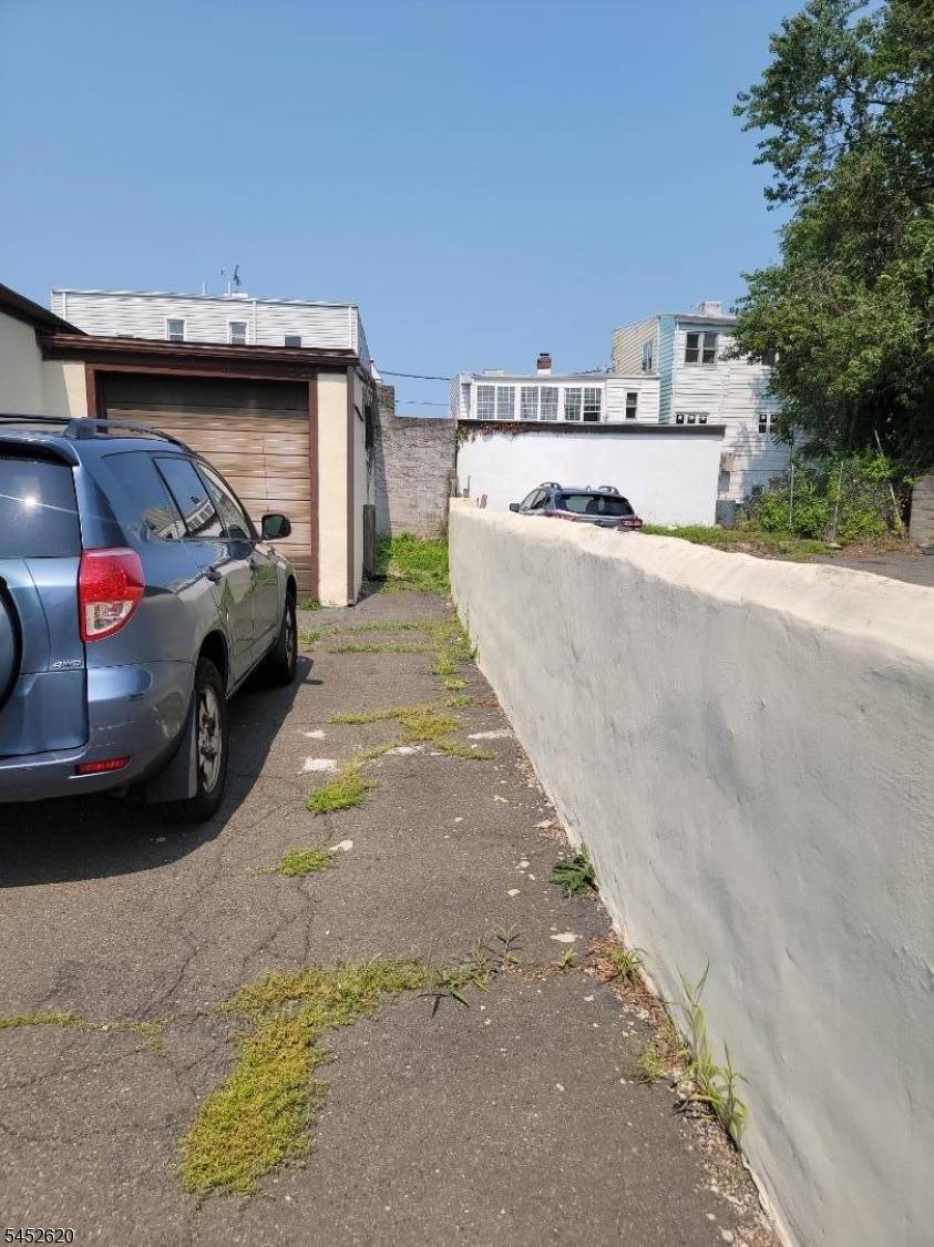 31 Belmont Ave, Belleville Twp., NJ 07109