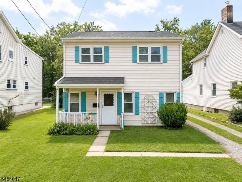 67 Greenbrook Rd, Green Brook Twp., NJ 08812