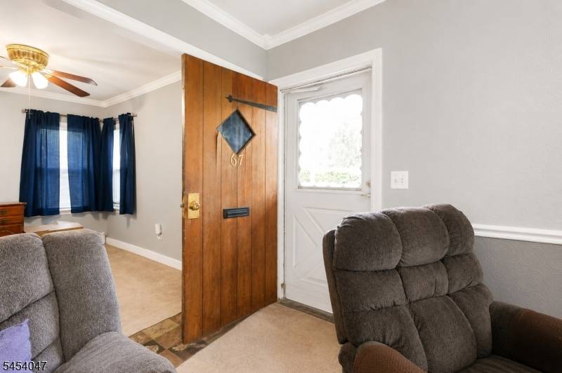 67 Greenbrook Rd, Green Brook Twp., NJ 08812