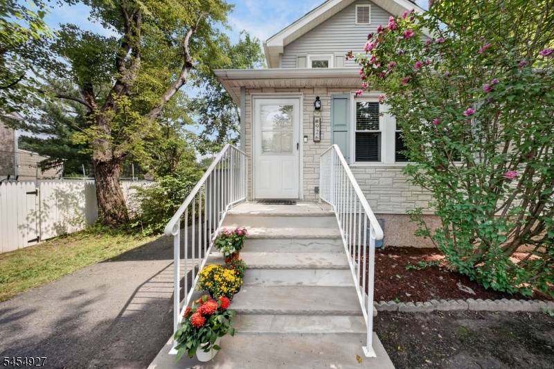 926 N Washington Ave, Green Brook Twp., NJ 08812