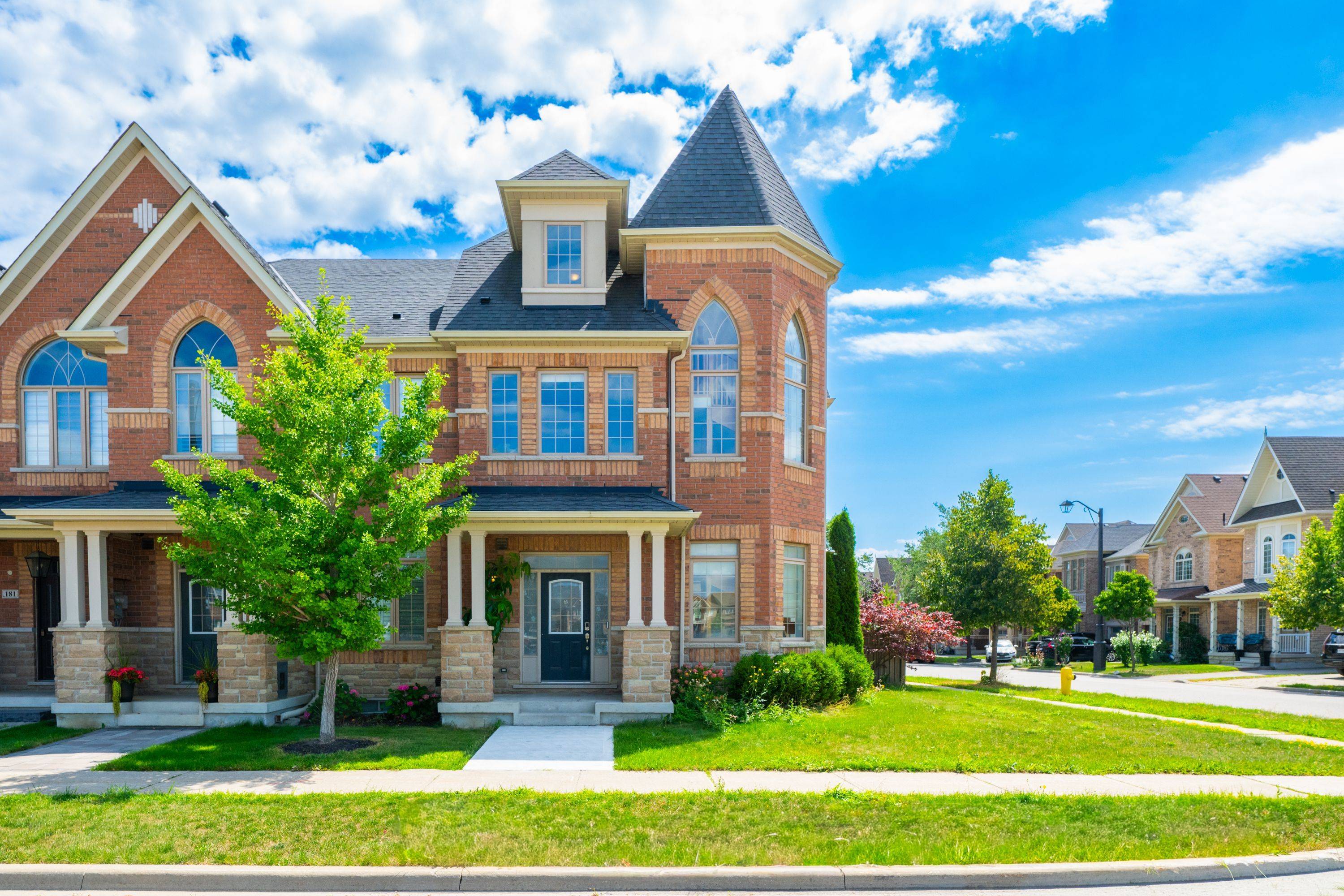 177 East's Corners BLVD, Vaughan, ON L4H 3Z9