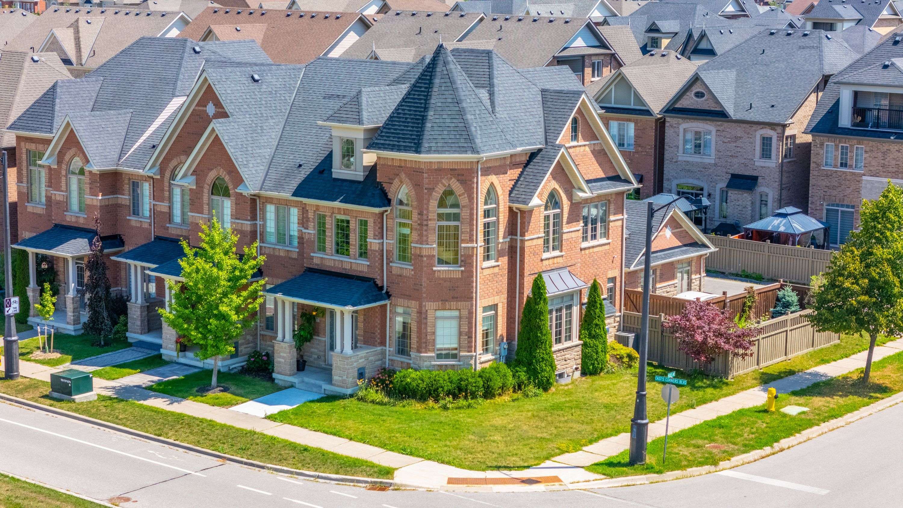 177 East's Corners BLVD, Vaughan, ON L4H 3Z9