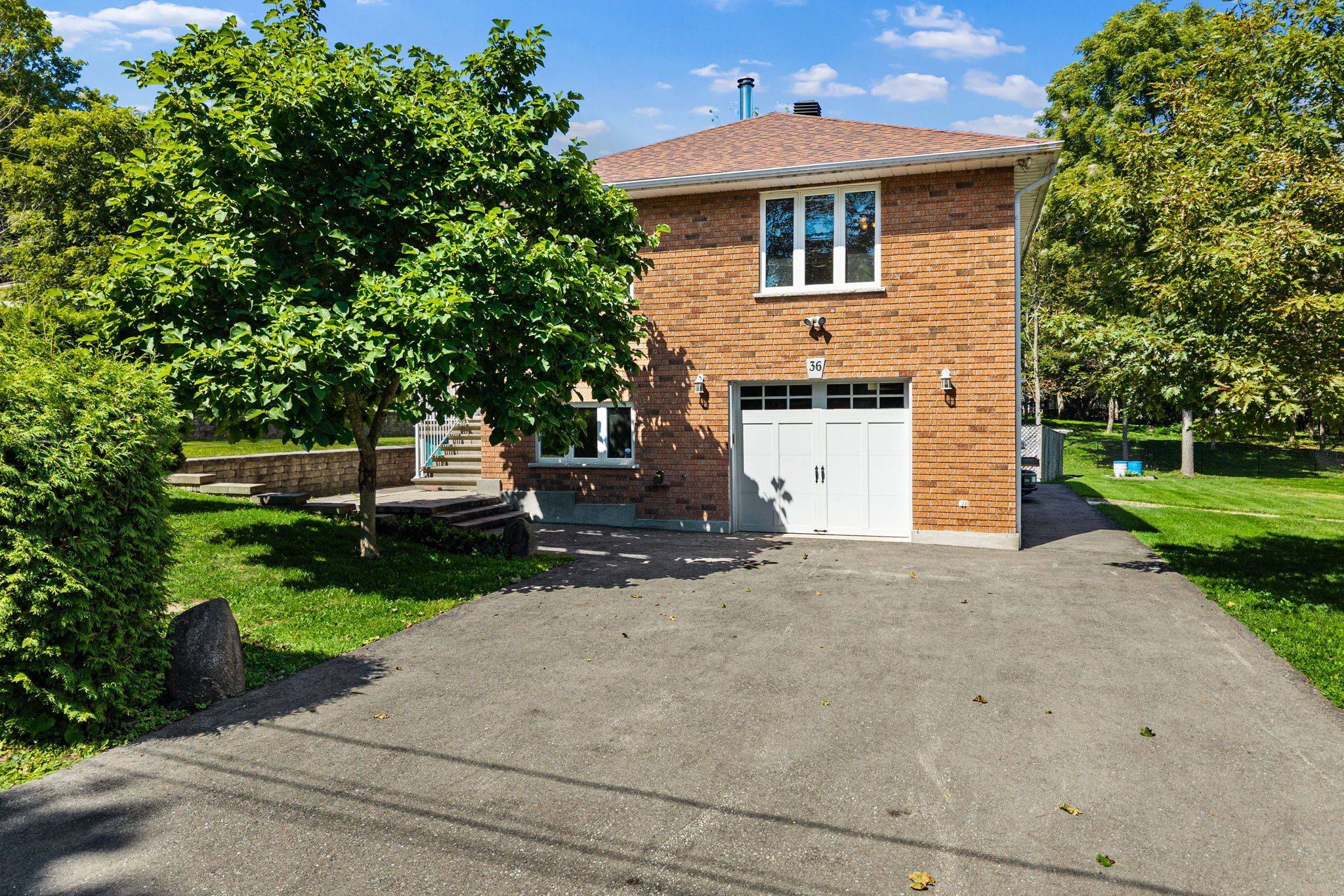 36 Willow ST, Tay, ON L0K 2C0