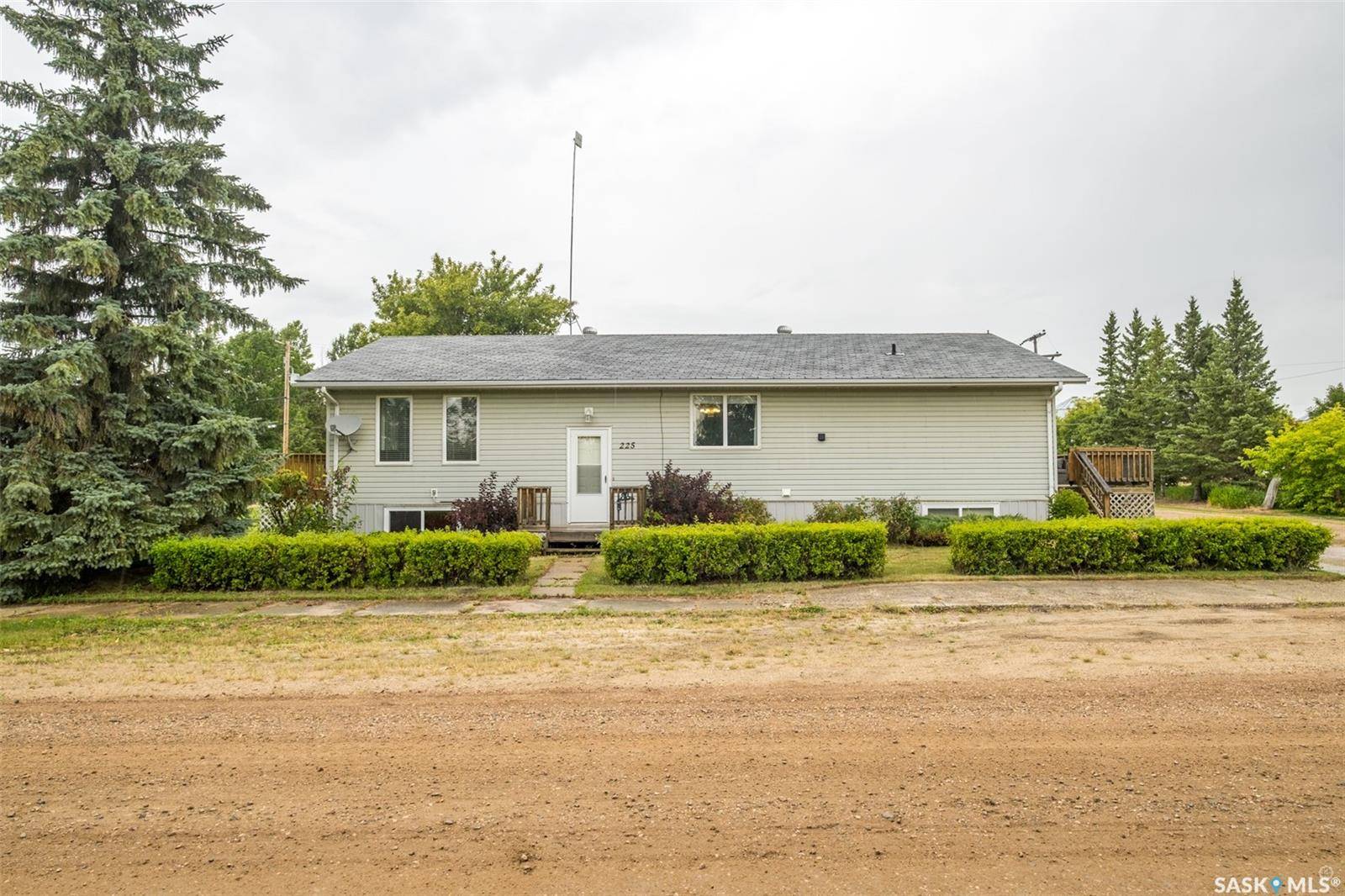 225 1st STREET, Beatty, SK S0J 0C0