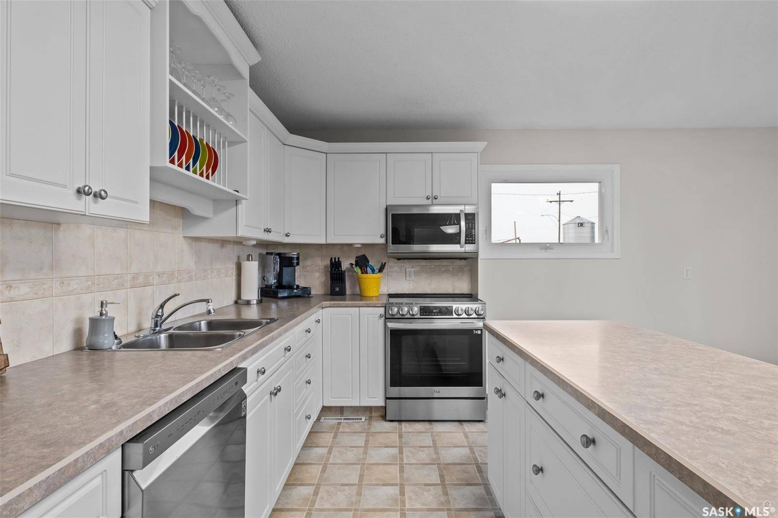 225 1st STREET, Beatty, SK S0J 0C0
