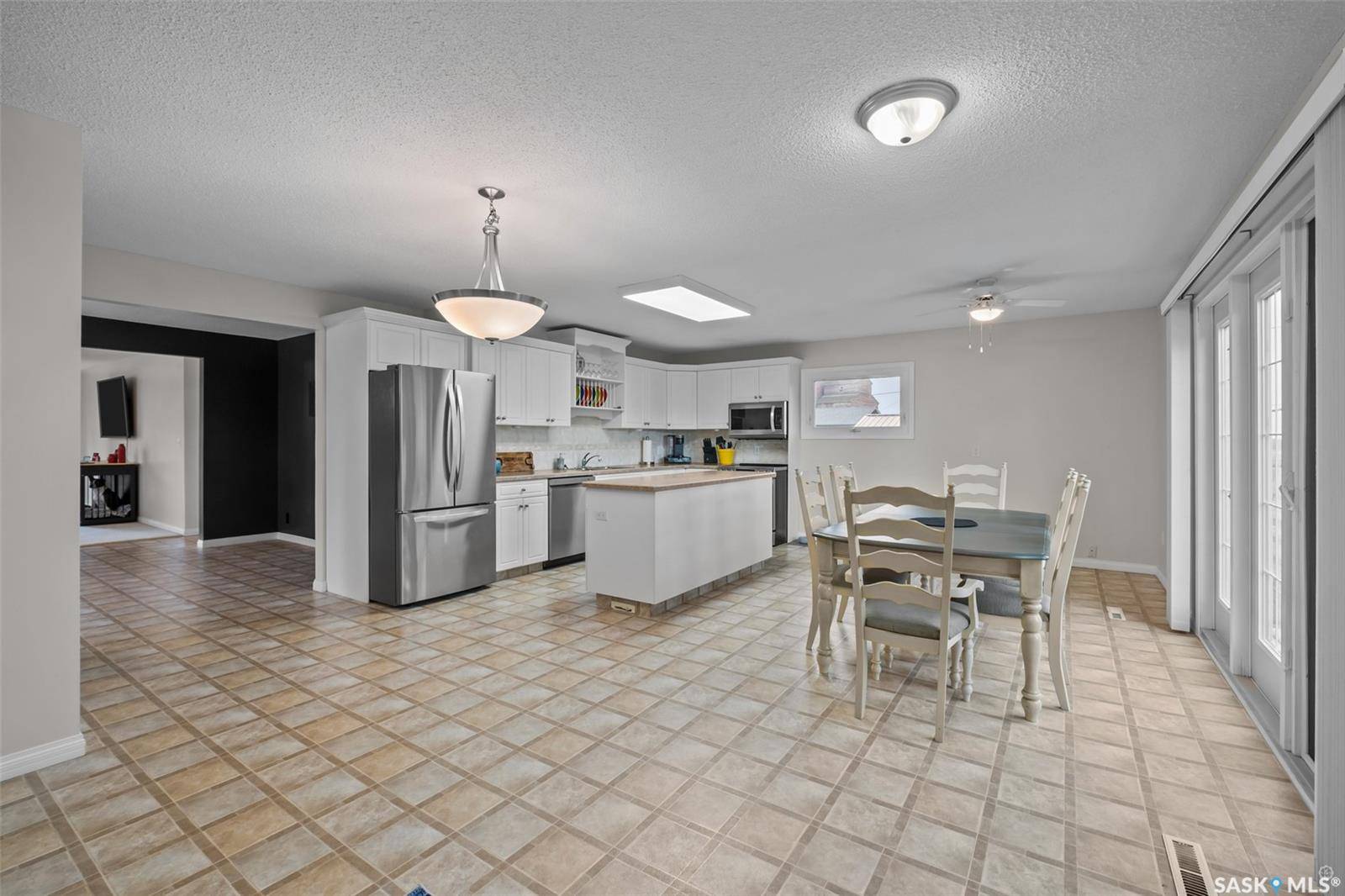 225 1st STREET, Beatty, SK S0J 0C0
