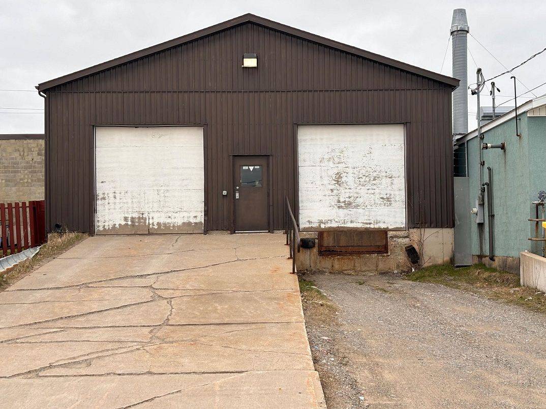 369 Algonquin BLVD W, Timmins, ON P4N 2S3